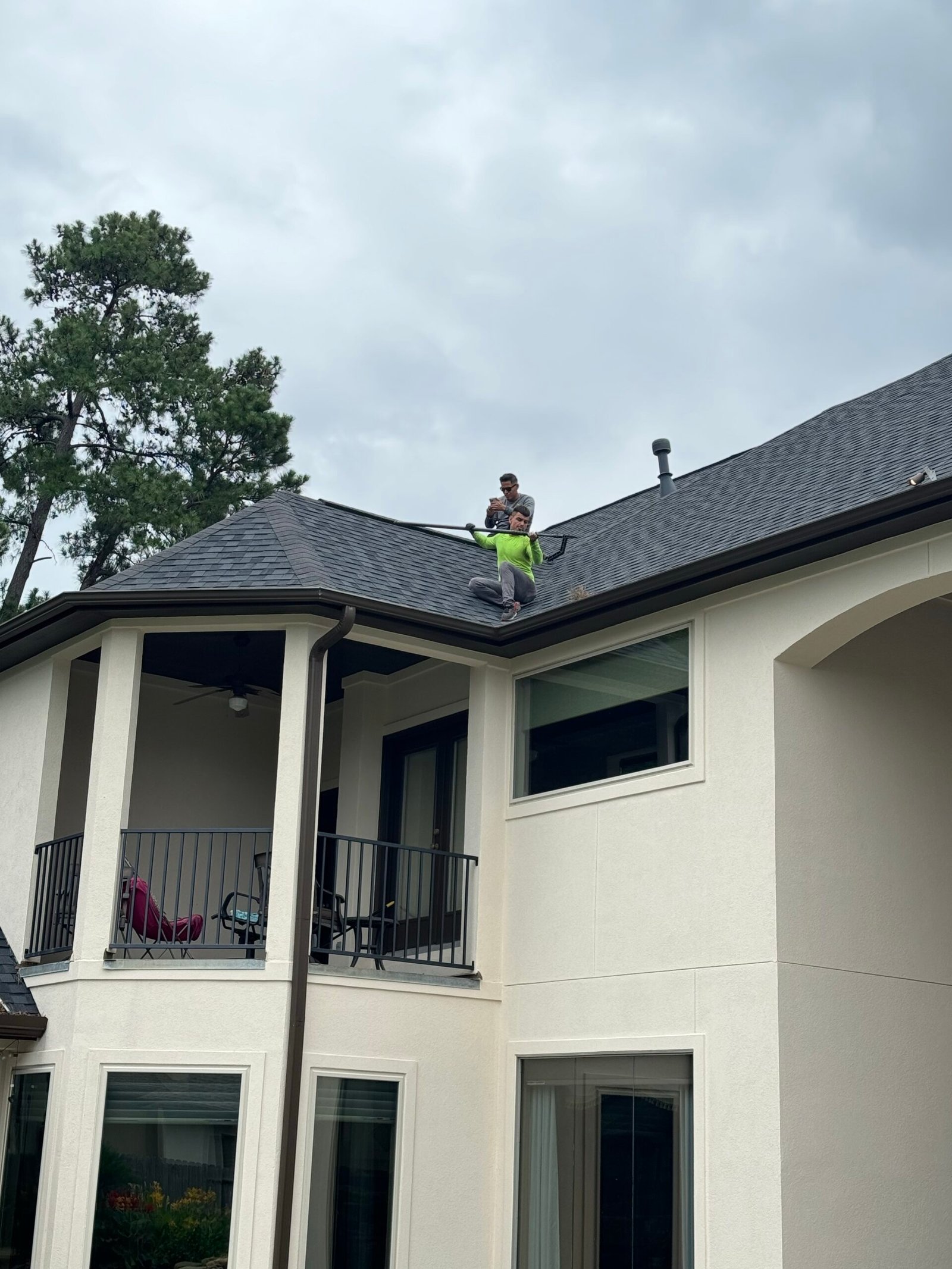 Roof Wash​ Services