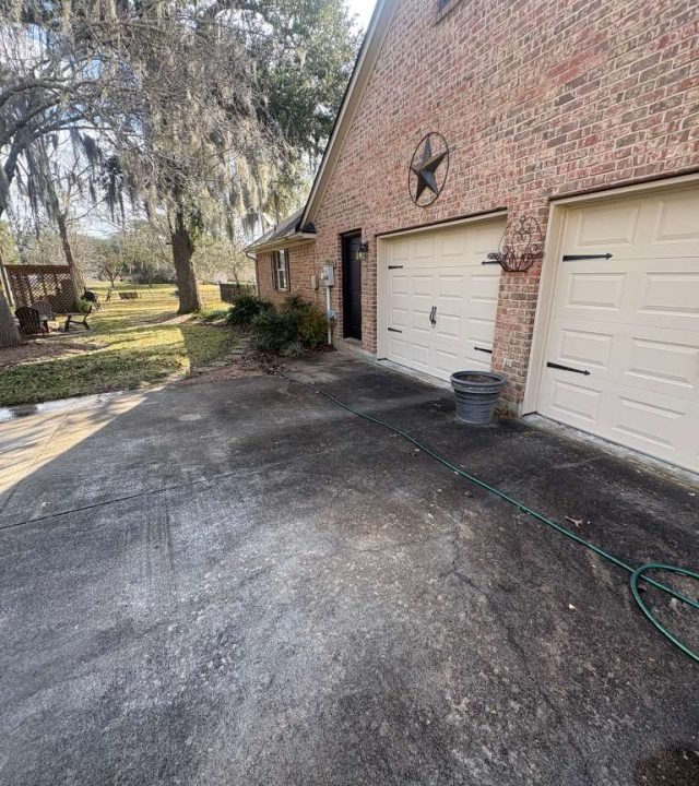 Professional Power Washing in Humble, TX for clean home exterior surfaces