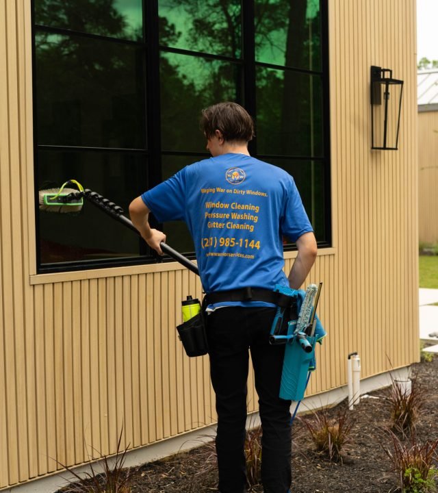 Professional Window Cleaning Service in Montgomery County, TX for residential exterior windows