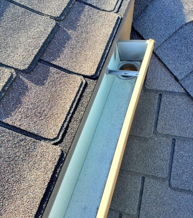 Reliable Gutter Cleaning near me in Magnolia, TX for residential and commercial properties