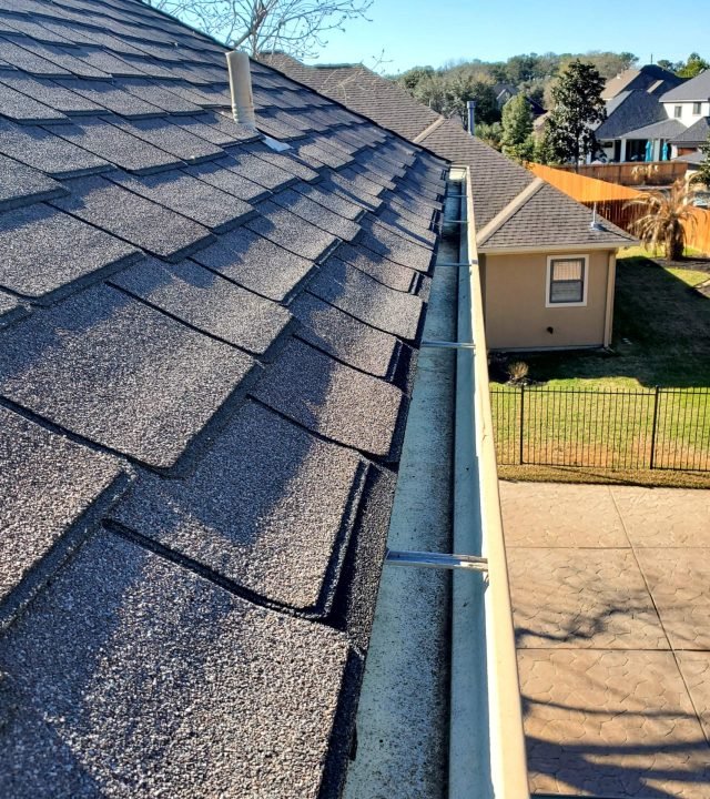 Reliable Gutter Cleaning near me in Sugar Land, TX for residential and commercial properties